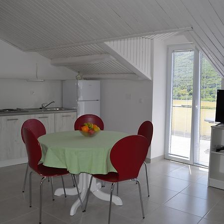 Apartments Petar Draga Bašćanska Екстериор снимка