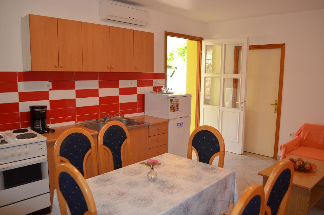 Apartments Petar Draga Bašćanska Екстериор снимка