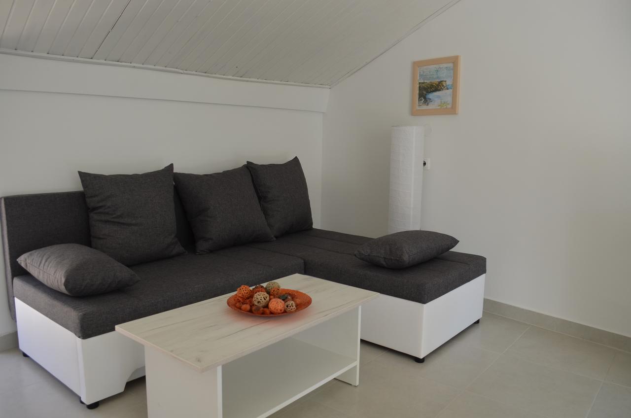 Apartments Petar Draga Bašćanska Екстериор снимка