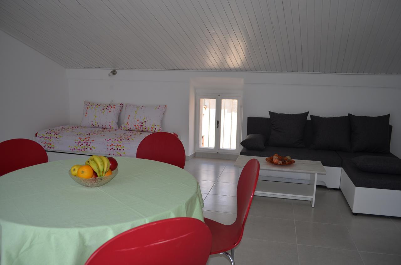 Apartments Petar Draga Bašćanska Екстериор снимка